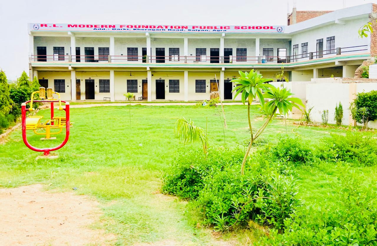 Banner : R.L.Modern Foundation Public School